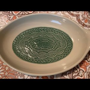 Longaberger 11” x 8” casserole, green with bunny
